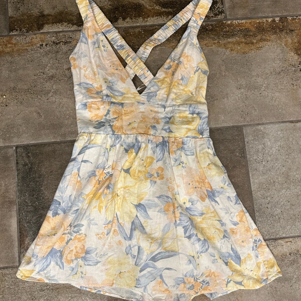 Abercrombie & Fitch Halter Romper- size L